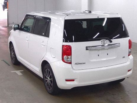 Toyota Corolla Rumion 1.5G image 4