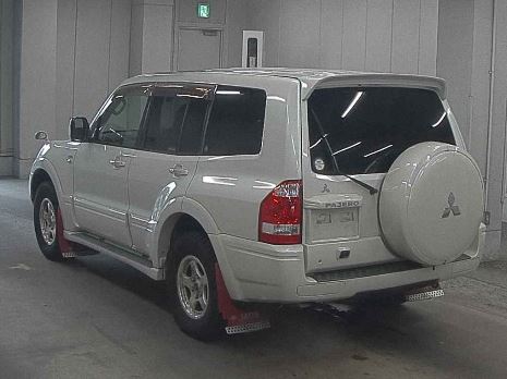 MMC Pajero Long Wheel image 3