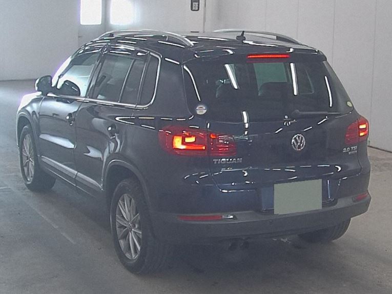 Volkswagen Tiguan AWD image 3