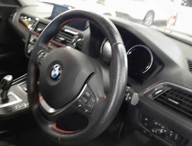 BMW 1 series image 6