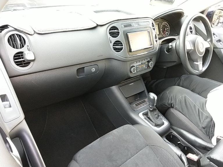 Volkswagen Tiguan AWD image 5