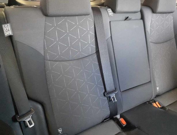 Toyota RAV4 X image 8