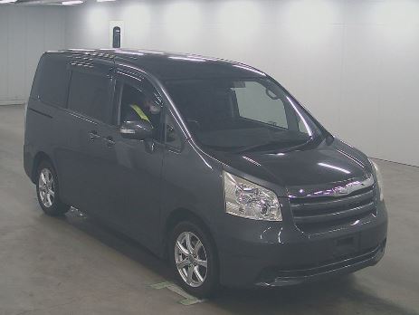 Toyota Noah X